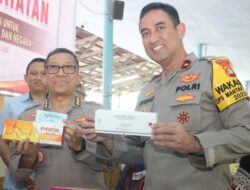 Polda Metro Jaya HUT ke-74 Beri Layanan Kesehatan Gratis, Bagikan Seribu Paket Sembako