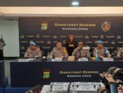 Polda Metro Jaya Tangkap Sindikat Penjual STNK dan Pelat Nomor Khusus Palsu