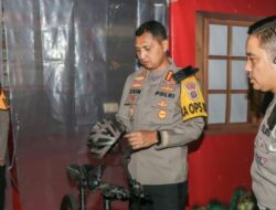 Libur Nataru, Kapolsek Pinang Tangerang Kota, Iptu Diana Aldini dan Anggota Patroli Sepeda di Rest Area KM 14