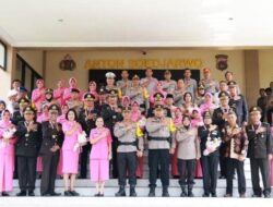 Kapolda DIY Pimpin Pembinaan Tradisi Pengakhiran Dinas 25 Personel