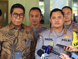 Henry Yosodiningrat: Informasi Kapolri Beri Arahan ke Dirbinmas Menangkan Paslon Tertentu Hoaks