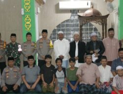 Safari Ramadhan, Kapolres Jakbar  Sahur Bersama dan Sholat Subuh di Masjid Nurul Huda Kalideres