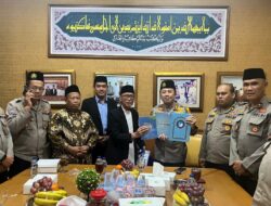 Pesan Kabid Humas Polda Metro Jaya Tarawih Keliling di Masjid Agung Al-Azhar Jaksel