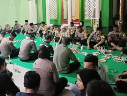 Buka Puasa Bersama Anggota, Kapolsek Ciledug: Kita Tetap Kompak dan Tingkatkan Pelayanan