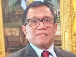 Opini Menghakimi, Catatan Hendry Ch Bangun