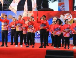 Kapolri Buka Bhayangkara Fun Walk 2024 Bergerak untuk Persatuan