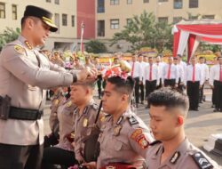 52 Personel Polres Jakbar Naik Pangkat di Hari Bhayangkara ke-78