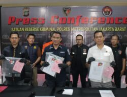 Polres Jakbar Ungkap Kasus Penggelapan Uang 1,3 Miliar Mantan Manajer Fujianti, Polisi Tahan Pelaku 