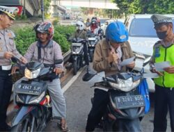 Hari Pertama Operasi Patuh Jaya 2024, Sat Lantas Polres Jakbar Gelar Sosialisasi di Sejumlah Wilayah