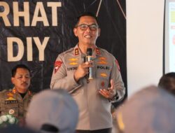 Dengar Jumat Curhat, Kapolda DIY Momen Sampaikan Kritik Bukan Pujian