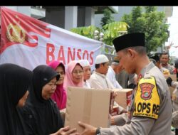 Kapolres Metro Tangerang Kota Salurkan Sembako dan Renovasi Masjid Miftahul Jannah di Tangerang