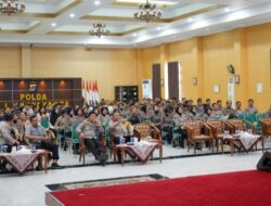 Kapolda DIY Nonton Langsung Final Turnamen Bola Voli Bhayangkari Cup 2024 di Jakarta