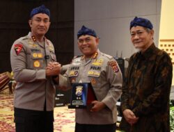Kapolda Banten Irjen Pol Suyudi Ario Seto Buka Seminar Kebangsaan “Golok Banten” di Serang