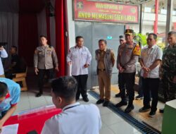 Kapolda Banten Irjen Pol Suyudi Ario Seto Tinjau Pelaksanaan Pilkada di Lapas Kelas 2 Serang