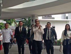 Dugaan Korupsi Laptop Berbasis Chromebook senilai Rp 9,9 triliun, Nadiem Didampingi Pengacara Hotman Paris