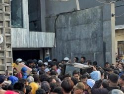 Apes Sudah Nasib Sahroni: Rumah dan Mobil Mewah Dirusak, Status Anggota DPR Dinon-aktifkan !