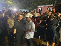 Gunung Sampah di TPST Bantargebang Longsor, 4 Orang Tewas dan Sejumlah Truk Tertimbun