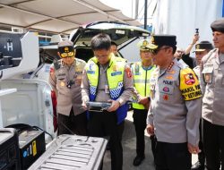 Wakapolri Pantau Operasi Ketupat 2026 di Tol Jakarta–Cikampek, Didukung Teknologi Canggih