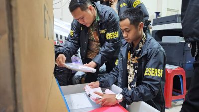Dittipidter Bareskrim Polri Geledah Eksporir Sawit Terkait Dugaan Under Invoicing di Tamgerang