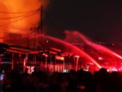 Kebakaran Hebat di Kemayoran Hanguskan 250 Rumah, 620 Jiwa Mengungsi