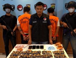 Polisi Tangkap Dua Orang Pengedar Etomidate dan Ekstasi Disamarkan Dalam Kemasan Beras