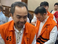 Mengaku Diperas Bea Cukai, Bos Blueray Cargo John Field Minta Hakim Ringankan Hukuman