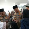 Revitalisasi Masjid Panggilan Sujud, Wakapolri Berbagi Kebahagiaan Bersama Anak-anak Yatim