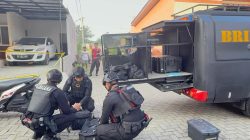 Tim Gegana Brimob Tangani Drone Angkut Menyerupai Granat Teror Pengacara di Depok