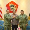 Kapolda Metro Jaya dan Pangdam Jaya Kunjungi Pangkormar, Perkuat Sinergi TNI-Polri