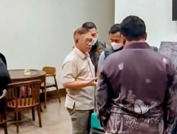 Geledah Kediaman Febrie “Eleminir” Temuan Penyitaan di Sentul Ada Kotak Bertuliskan “Istana” ?