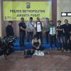 Polisi Tangkap Seorang Pria Pelaku Pencuri Ponsel WNA India di Menteng