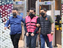 Di Tengah Sorotan Belum Dijadikannya Ferry Sebagai Tersangka, Kejagung Rilis Kasus Nikel: Dirut CNI Derian Sakmiwata Ditetapkan Tersangka