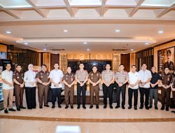 Perkuat Koordinasi Penegakan Hukum, Kapolda Metro Jaya Silaturahmi ke Kajati Jakarta